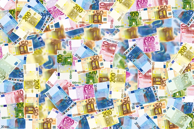 Finantele asigura resurse financiare de pana la 2,3 milioane euro/intreprindere pentru dezvoltarea mediului de afaceri