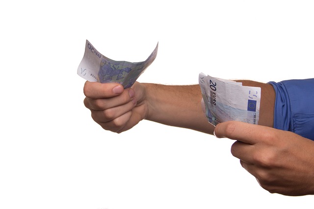 Salariu minim in constructii: NU mai exista un proiect legislativ care sa majoreze salariul la 4.500 lei