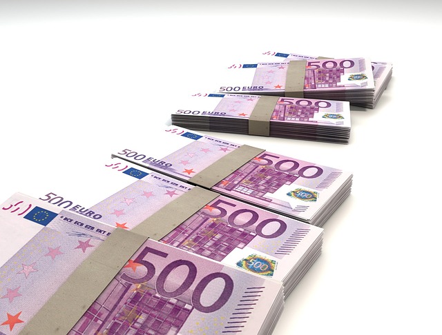 Majorare salariu minim la 3.300 lei. Mai este aplicabil beneficiul privind neimpozitarea celor 200 de lei din salariu?