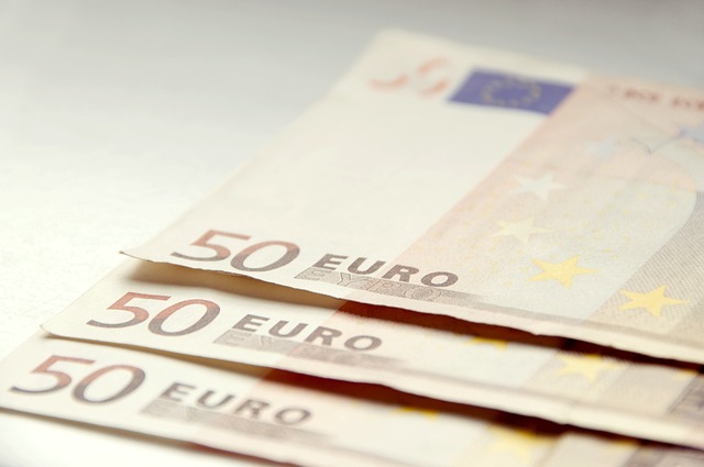 Conform Ordinului 5308/2023, anumite persoane fizice vor fi impozitate in sistem real incepand cu veniturile aferente anului 2024