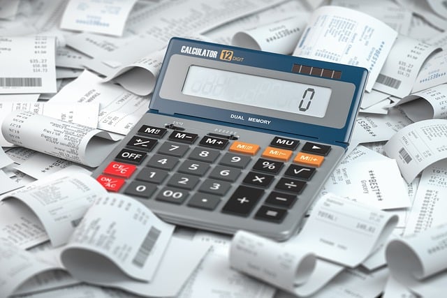 Facturi in E-Factura. Exista exceptii de la obligativitatea transmiterii lor in 5 zile de la data emiterii?