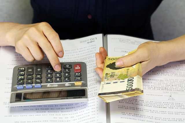 Limita plati numerar persoane fizice 2025. Care este limita daca NU este emisa factura?