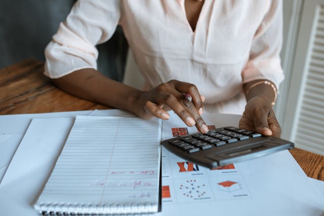 [MODEL] Calcul dobanda legala penalizatoare/remuneratorie 2025 si reglementari cheie
