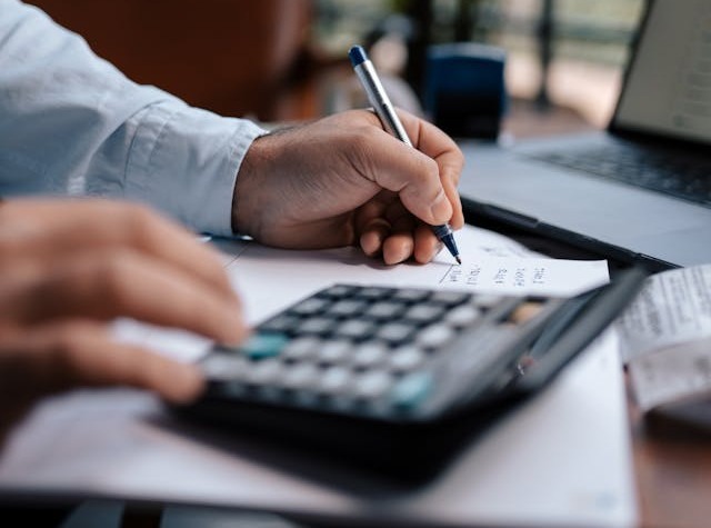 OUG nr 8/2026 aduce noi masuri fiscale cu privire la regimul microintreprinderilor si TVA la incasare