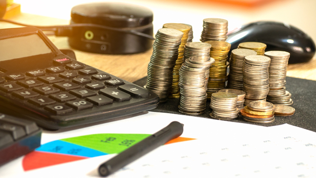 Reduceri de impozit pentru persoane cu handicap si imobile vechi