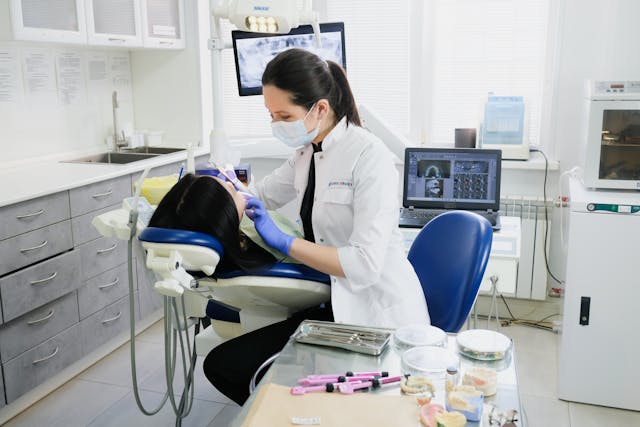 Contabilul unui cabinet medical risca amenzi uriase daca nu cunoaste aceste reguli fiscale. Exista o solutie