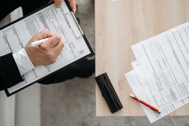 Formularul 183: cine sunt operatorii economici vizati, care este termenul de depunere si instructiuni de completare